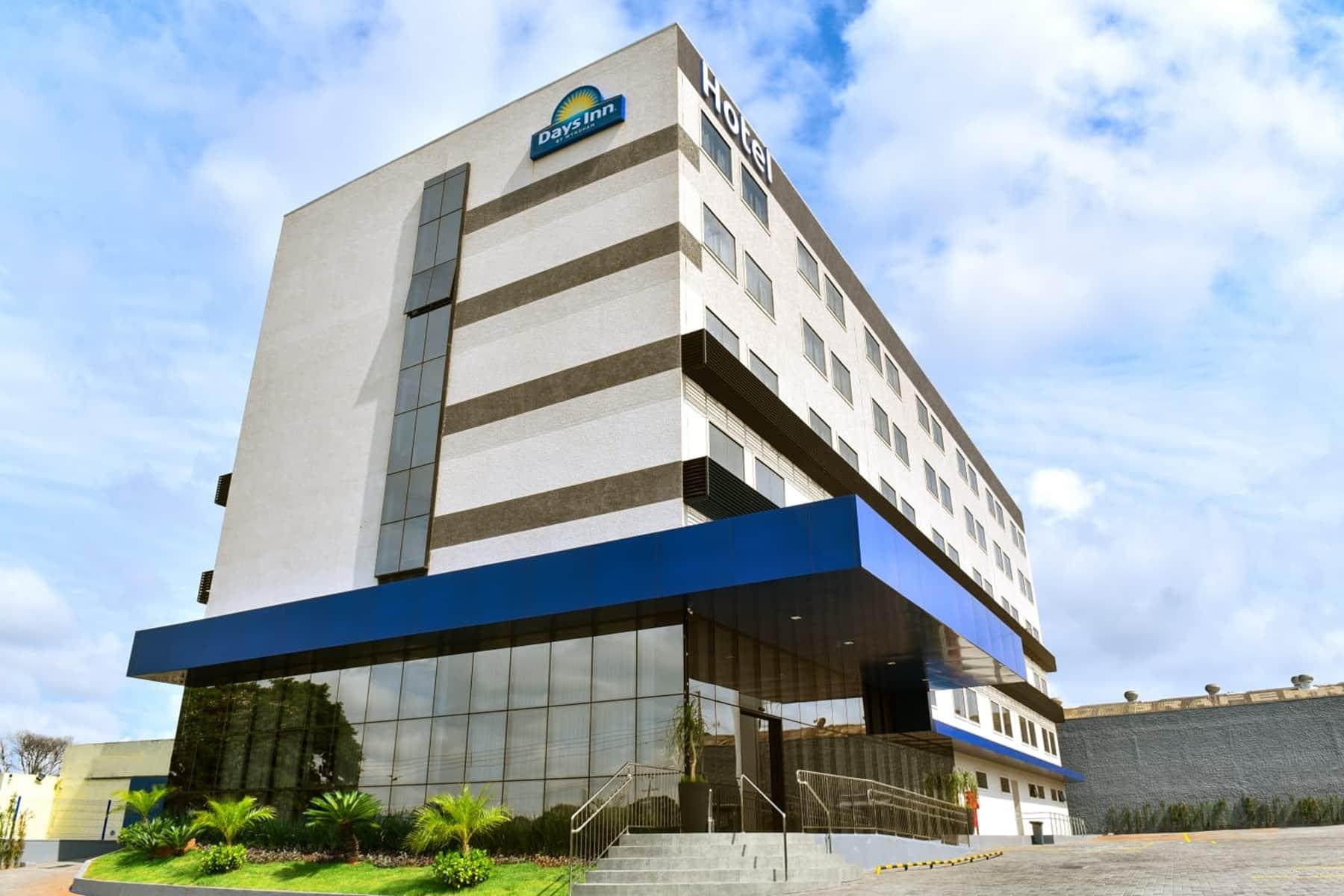 Days Inn By Wyndham Cascavel カスカヴェウ エクステリア 写真