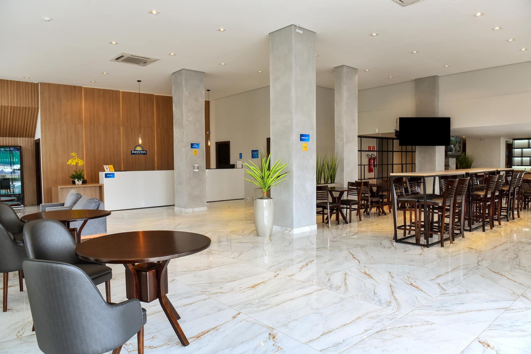 Days Inn By Wyndham Cascavel カスカヴェウ エクステリア 写真