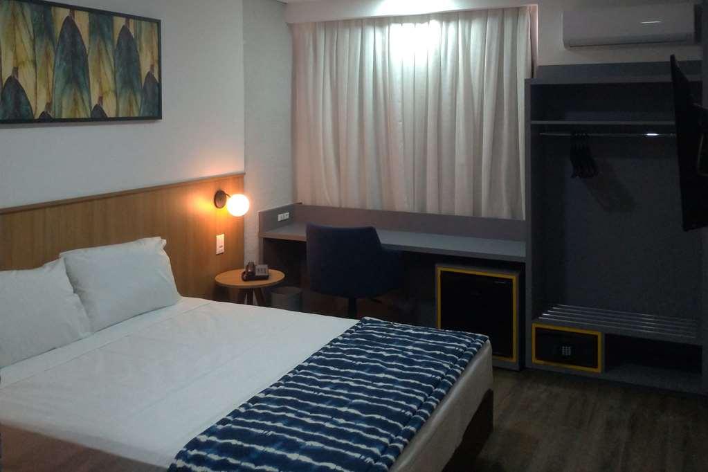 Days Inn By Wyndham Cascavel カスカヴェウ 部屋 写真